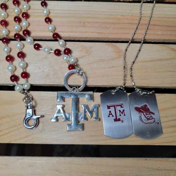 Set of 2 Texas A&M Necklaces - Beads & Dog Tags - Picture 2 of 3